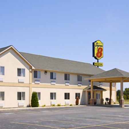 Super 8 By Wyndham Huntington Hotel Exterior foto